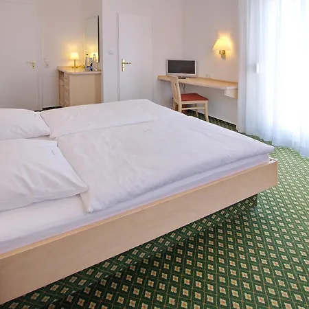 מלון Westfalenhof ג'וסט